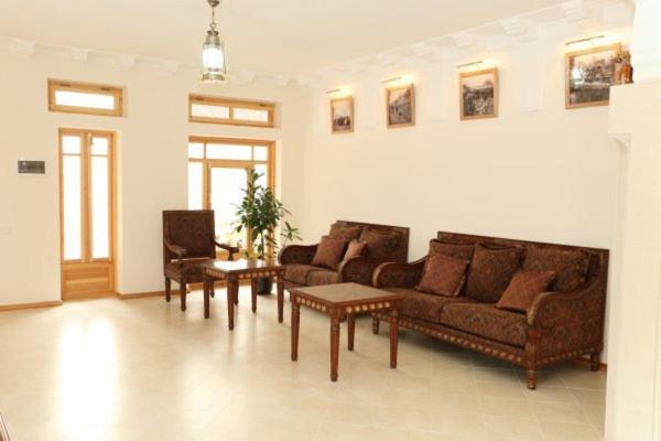 Hotel Asl بخارى المظهر الخارجي الصورة